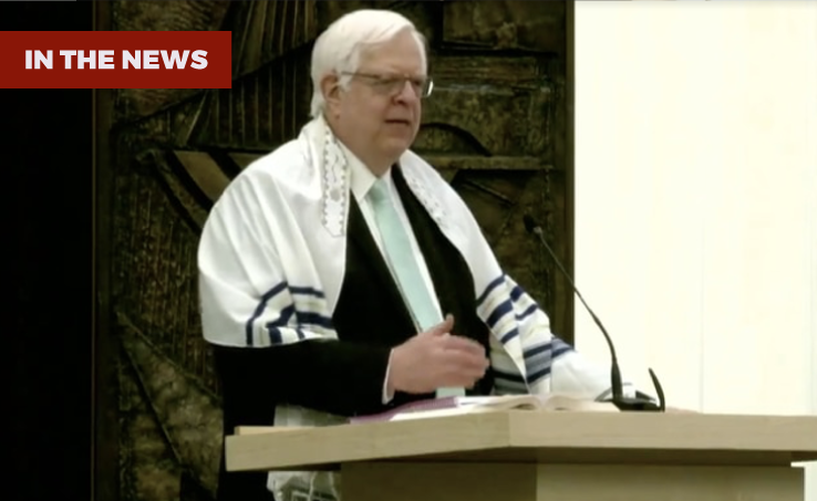 Radio host and writer Dennis Prager speaks during Shabbat services” - Beth  Torah Benny Rok Campus